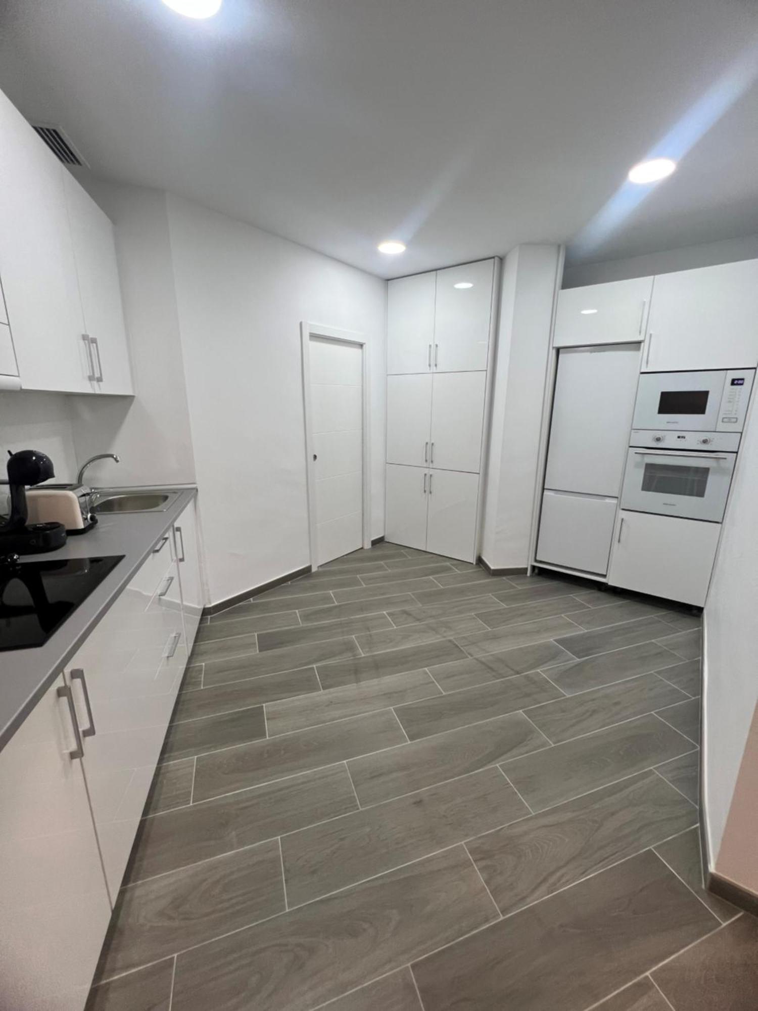 Apartamentos Montalvo Metropolis D 토레몰리노스 외부 사진