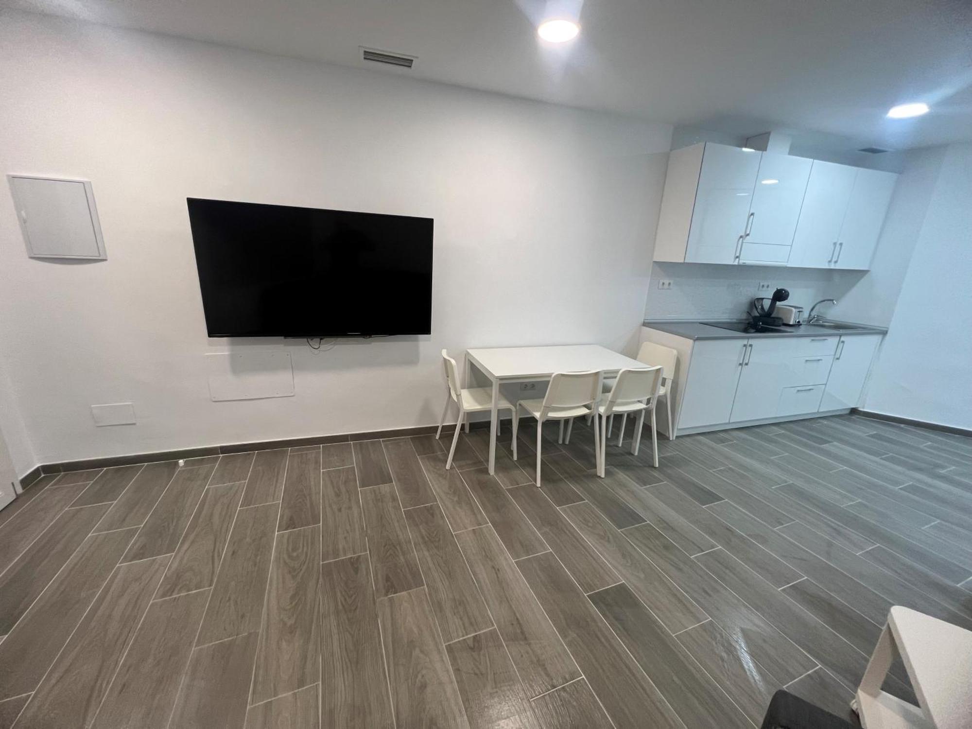 Apartamentos Montalvo Metropolis D 토레몰리노스 외부 사진